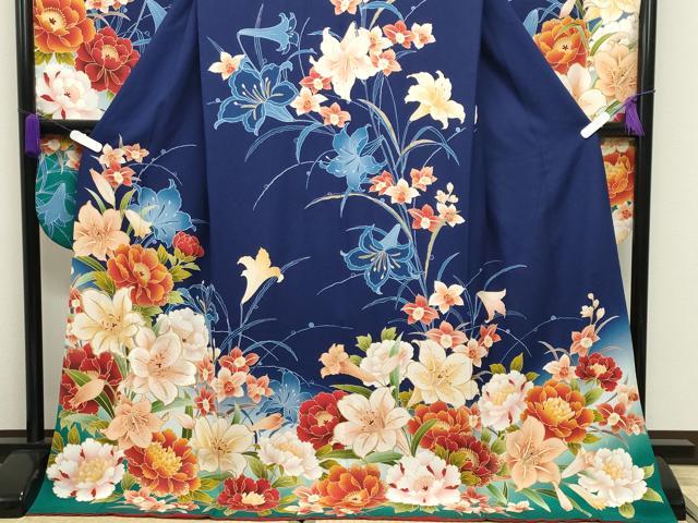 平和屋着物●豪華振袖　草花文　暈し染め　金彩　正絹　逸品　CABC8372gh