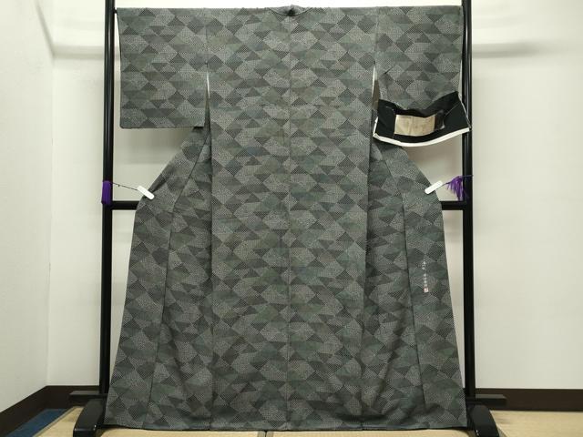 平和屋着物●江戸小紋　保科勝信　溢れ松葉花文　黒地　反端付き　ロング丈　正絹　逸品　CABC8386gh