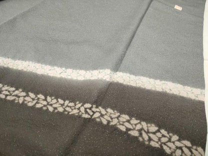 平和屋着物●十日町　名門　滝泰謹製　中国三大刺繍　相良刺繍　訪問着　辻が花　絞り　暈し染め　金通し地　正絹　逸品　CABC8390gh