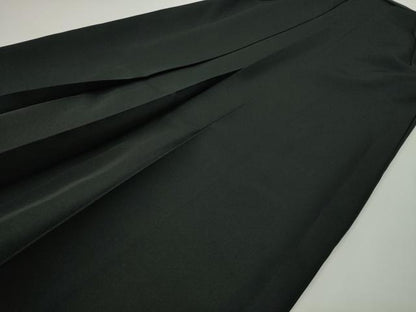 平和屋着物●女性　行灯袴　総刺繍　椿　黒地　金糸　洗える着物　CABC8400gh