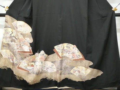 平和屋着物■豪華黒留袖 駒刺繍 地紙孔雀花文 金彩 正絹 逸品 CABC8928fb
