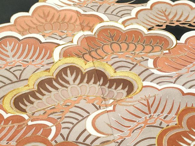 平和屋着物■豪華黒留袖 駒刺繍 青海波松文 金彩 正絹 逸品 CABC8959fb