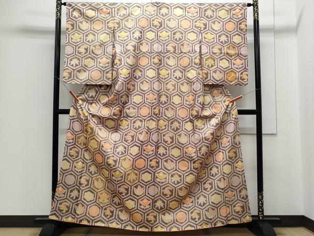 平和屋着物▼訪問着 駒刺繍 亀甲吉祥文 金彩 正絹 逸品 CABC9222th