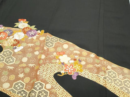 平和屋着物▼豪華黒留袖　駒刺繍　道長花文　金彩　正絹　逸品　CABC9333th