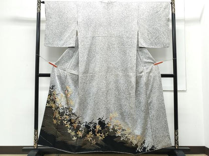 平和屋着物●訪問着　刺繍　草花文　草花シルエット　たたき染め　黒地　金彩　正絹　逸品　CABC9474th