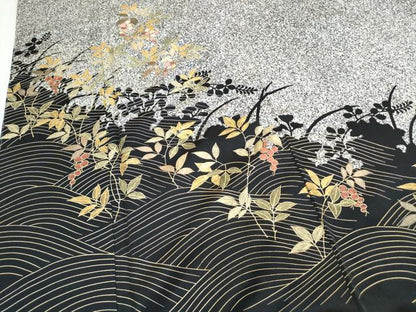 平和屋着物●訪問着　刺繍　草花文　草花シルエット　たたき染め　黒地　金彩　正絹　逸品　CABC9474th