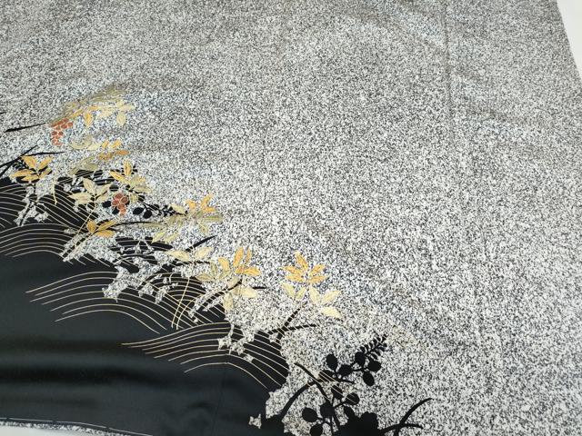 平和屋着物●訪問着　刺繍　草花文　草花シルエット　たたき染め　黒地　金彩　正絹　逸品　CABC9474th