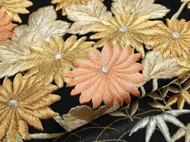 平和屋着物▼豪華黒留袖 総刺繍 風景文 金彩 やまと誂製 正絹 逸品 CABC9595th