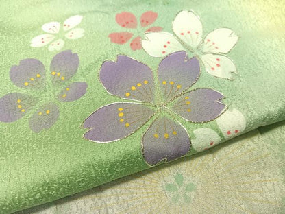 平和屋着物●豪華振袖 駒刺繍 舞桜 暈し染め 銀通し地 やまと誂製 正絹 逸品 CABC9707vp
