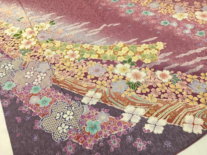 平和屋着物●豪華振袖 駒刺繍 霞熨斗花文 暈し染め 金通し地 正絹 逸品 CABC9708vp