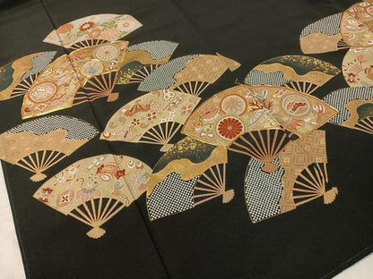 平和屋着物●豪華黒留袖　駒刺繍　扇面吉祥花蝶文　金彩　ロング丈　正絹　逸品　CABC9748vp