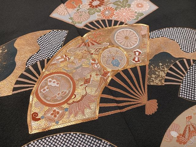 平和屋着物●豪華黒留袖　駒刺繍　扇面吉祥花蝶文　金彩　ロング丈　正絹　逸品　CABC9748vp