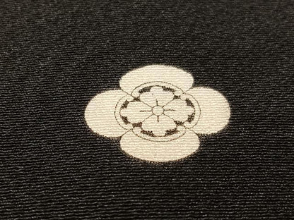 平和屋着物●豪華黒留袖　友禅　作家物　流水板橋花文　正絹　逸品　CABC9749vp
