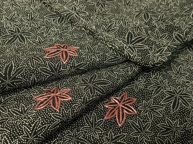平和屋着物●上質な小紋　刺繍　楓尽くし　黒地　正絹　逸品　未使用　CABC9751vp