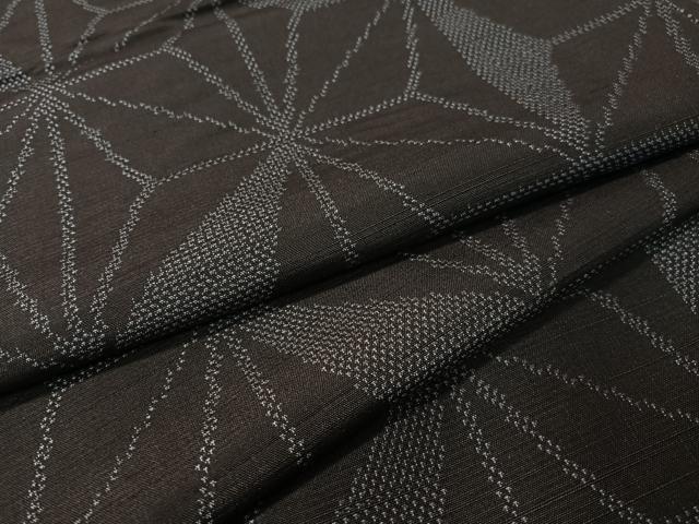 平和屋着物●塩沢紬 麻の葉文様 黒地 正絹 逸品 CABC9753vp
