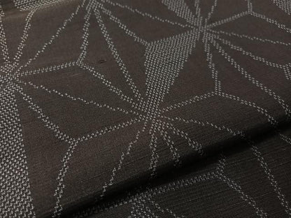 平和屋着物●塩沢紬 麻の葉文様 黒地 正絹 逸品 CABC9753vp