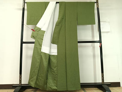 平和屋着物●上質な色無地　吉祥地紋　草色　正絹　逸品　CABC9757vp