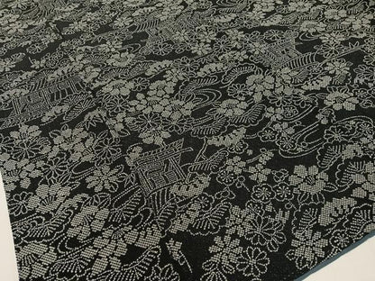 平和屋着物●上質な小紋　流水風景花松文　黒地　鬼しぼ縮緬　正絹　逸品　CABC9771vp