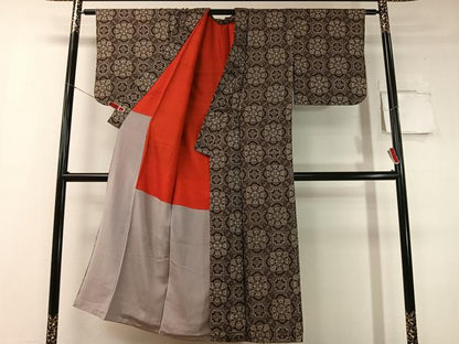 平和屋着物●本場大島紬 龍郷絣 吉祥花文 正絹 逸品 CABC9782vp