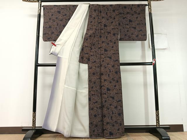 平和屋着物●上質な小紋　花絵皿文　鬼しぼ縮緬　正絹　逸品　CABC9787vp