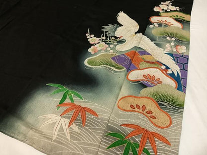 平和屋着物●アンティーク　大正ロマン　黒留袖　手描き　飛鶴扇面松竹梅　暈し染め　金彩　正絹　逸品　CABC9806vp