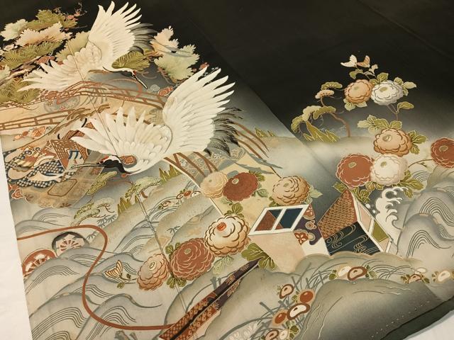 平和屋着物●アンティーク　大正ロマン　黒留袖　刺繍　立波飛鶴吉祥花文　暈し染め　金彩　正絹　逸品　CABC9807vp