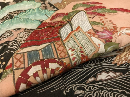 平和屋着物●アンティーク　大正ロマン　黒留袖　駒刺繍　地紙御所車飛鶴花松文　金彩　正絹　逸品　CABC9808vp