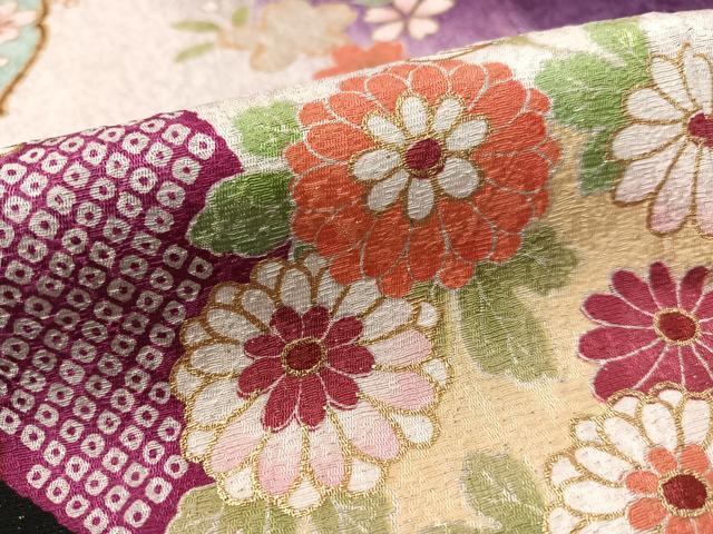 平和屋着物●豪華振袖 雪芝花丸文 暈し染め 金通し地 正絹 逸品 CABC9841vp