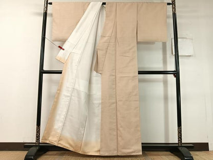平和屋着物●上質な紬　色無地　砥粉色　正絹　逸品　CABC9857vp