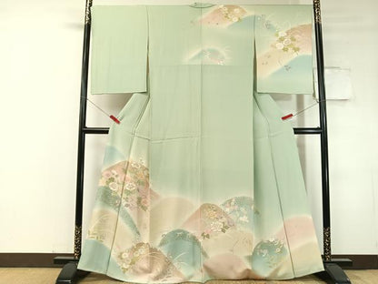平和屋着物●訪問着　駒刺繍　重ね山花文　暈し染め　金彩　正絹　逸品　CABC9858vp