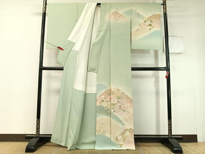 平和屋着物●訪問着　駒刺繍　重ね山花文　暈し染め　金彩　正絹　逸品　CABC9858vp