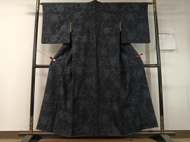 平和屋着物●本場結城紬　重要無形文化財　100亀甲　更紗唐草文　正絹　逸品　未使用　CABC9904vp