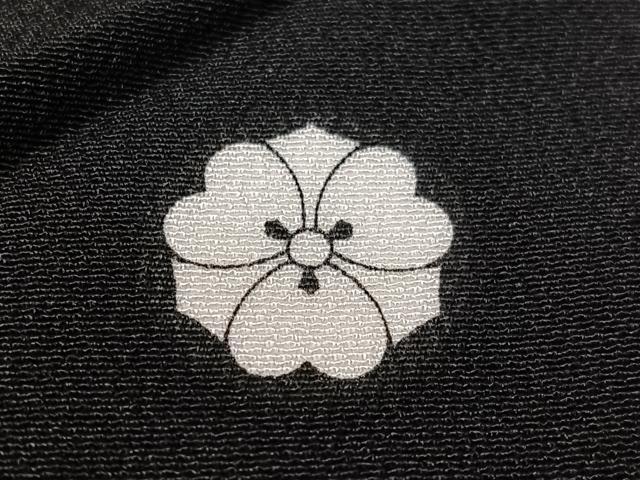 平和屋着物●豪華黒留袖　駒刺繍　貝桶七宝松竹梅　金彩　正絹　逸品　CABC9906vp