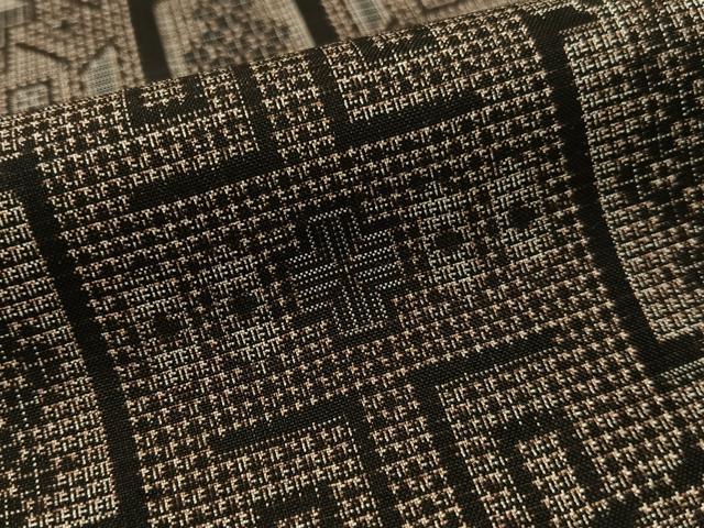 平和屋着物●本場大島紬　割り込み絣　幾何学文様　正絹　逸品　未使用　CABC9910vp