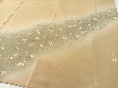 平和屋着物●訪問着　作家物　駒刺繍　舞花文　暈し染め　金彩　鬼しぼ縮緬　反端付き　正絹　逸品　CABC9918vp