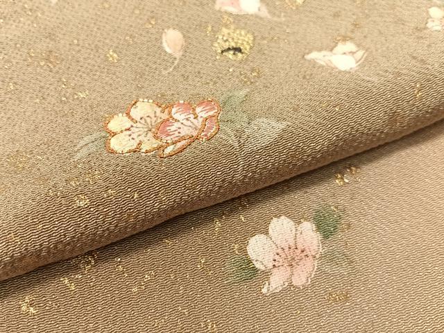 平和屋着物●訪問着　作家物　駒刺繍　舞花文　暈し染め　金彩　鬼しぼ縮緬　反端付き　正絹　逸品　CABC9918vp