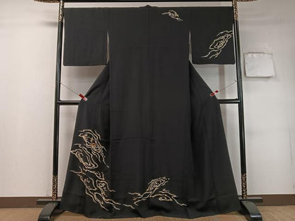 平和屋着物●訪問着　駒刺繍　霞文　黒地　金銀彩　正絹　逸品　CABC9972vp