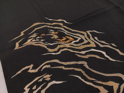 平和屋着物●訪問着　駒刺繍　霞文　黒地　金銀彩　正絹　逸品　CABC9972vp