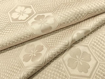平和屋着物●男性　色紋付　亀甲花地紋　白橡色　正絹　逸品　未使用　CABC9986vp