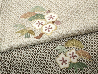 平和屋着物●豪華色留袖 総絞り 刺繍 草花丸文 暈し染め 金糸 正絹 逸品 未使用 CABD0001ut
