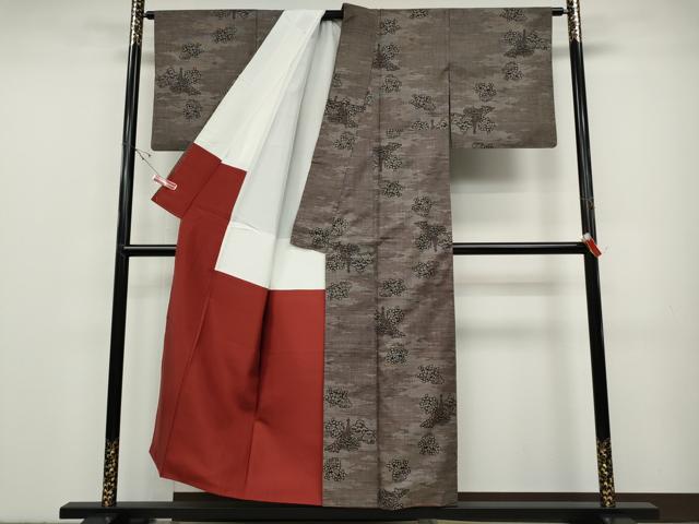平和屋着物●本場大島紬 9マルキ 風景草花文 正絹 逸品 CABD0004ut