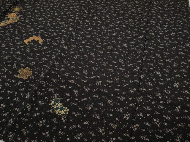 平和屋着物●訪問着　駒刺繍　破れ色紙舞桜吉祥文　金彩　鬼しぼ縮緬　正絹　逸品　未使用　CABD0101ut