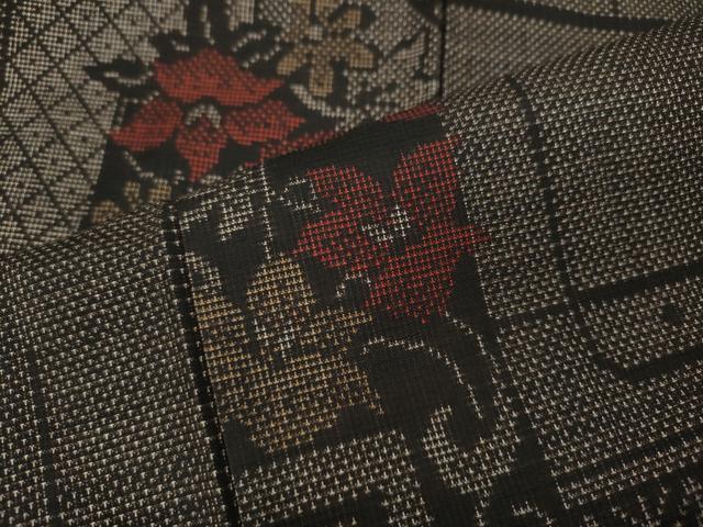 平和屋着物●本場大島紬　9マルキ　泥染め　色紙重ね花文　証紙付き　正絹　逸品　CABD0124ut