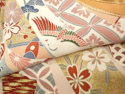 平和屋着物●創業460年・千總　振袖　駒刺繍　束ね熨斗飛鶴吉祥花文　金彩　正絹　逸品　CABD0136ut