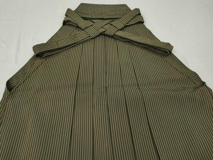 平和屋着物●男性　馬乗り袴　縞　正絹　逸品　CABD0144ut