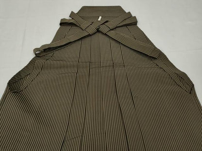 平和屋着物●男性　馬乗り袴　縞　正絹　逸品　CABD0148ut