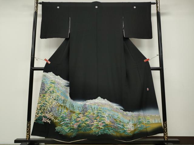 平和屋着物●十日町友禅作家　岡村蒼風　黒留袖　遠山草花文　暈し染め　鈴乃屋扱い　正絹　逸品　CABD0166ut