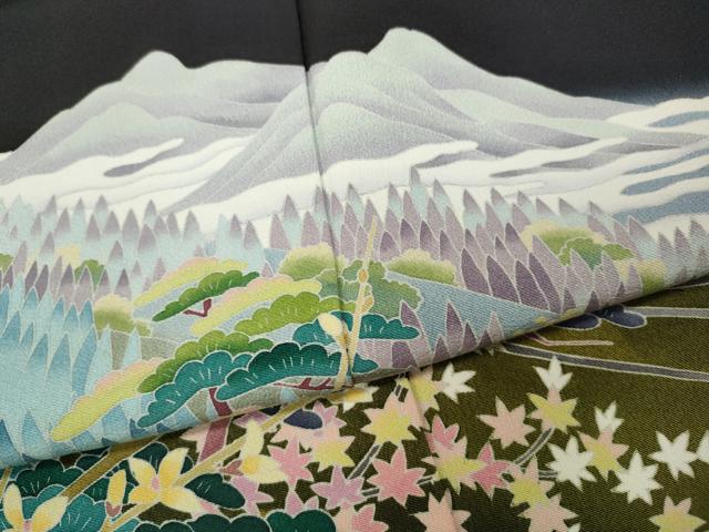平和屋着物●十日町友禅作家　岡村蒼風　黒留袖　遠山草花文　暈し染め　鈴乃屋扱い　正絹　逸品　CABD0166ut