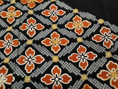 平和屋着物●豪華黒留袖　駒刺繍　花菱文　金彩　正絹　逸品　CABD0193ut