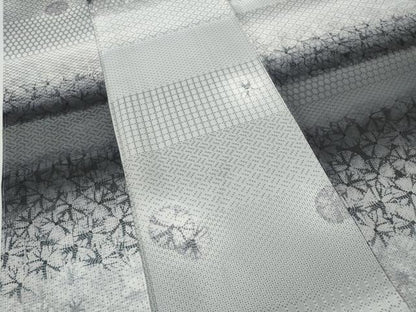 平和屋着物●上質な小紋　絞り　横段吉祥文　さが美扱い　正絹　逸品　未使用　CABD0228ut